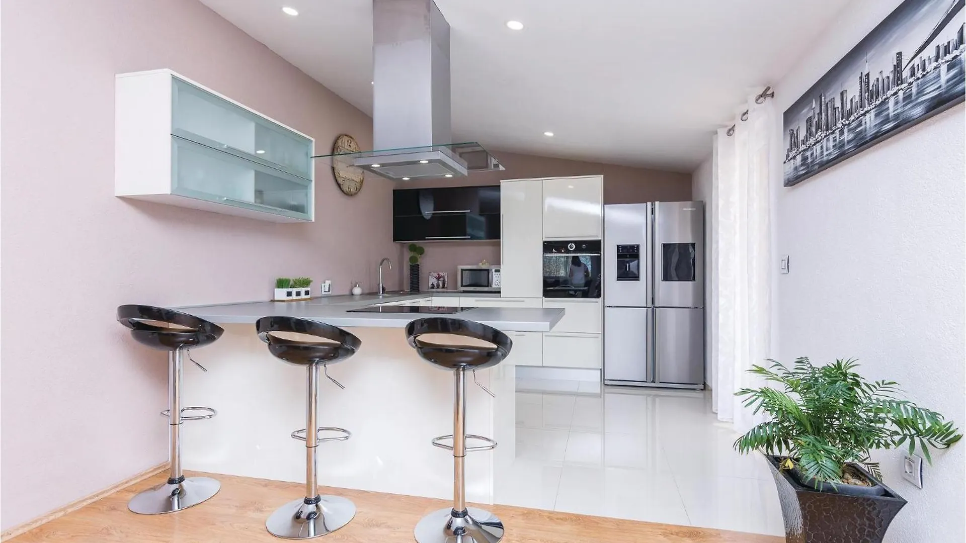 Stunning Home In Galovac With Wifi