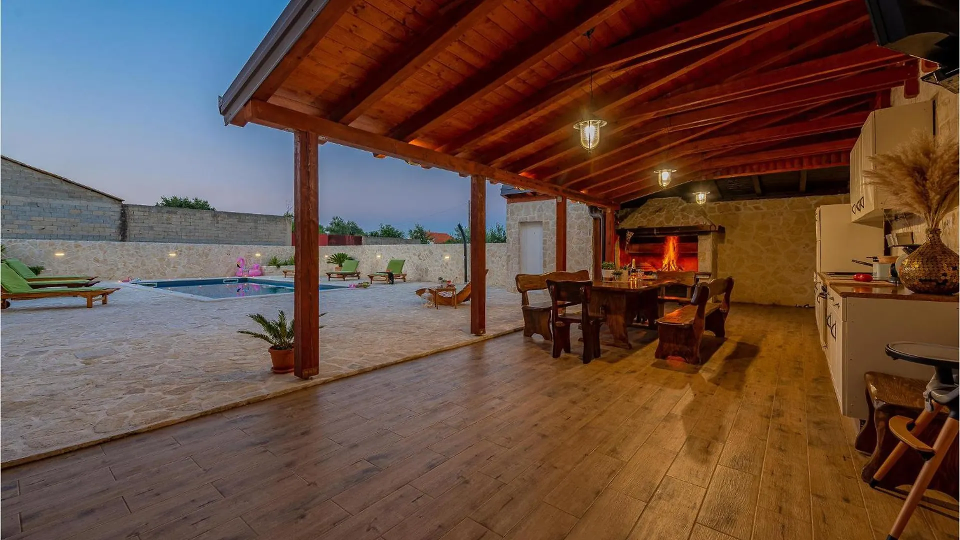 Holiday home Stunning Home In Galovac With Wifi
